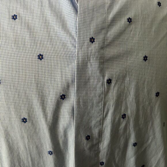 Gucci Light Blue Pinstriped Shirt Embroidered Flower Details, Size 42 Preowned - Picture 4 of 10